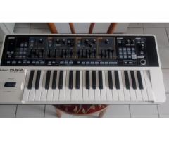 Roland Gaia SH-01