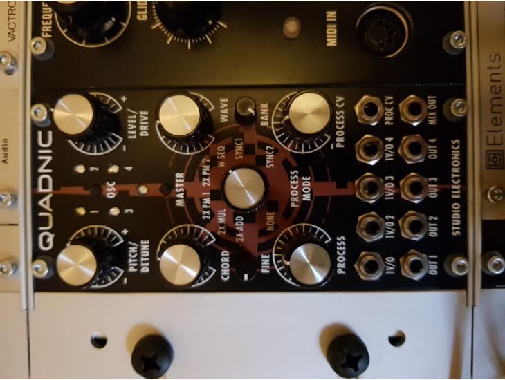 Quadnic Eurorack x4 Digital Oscillator. Heanor